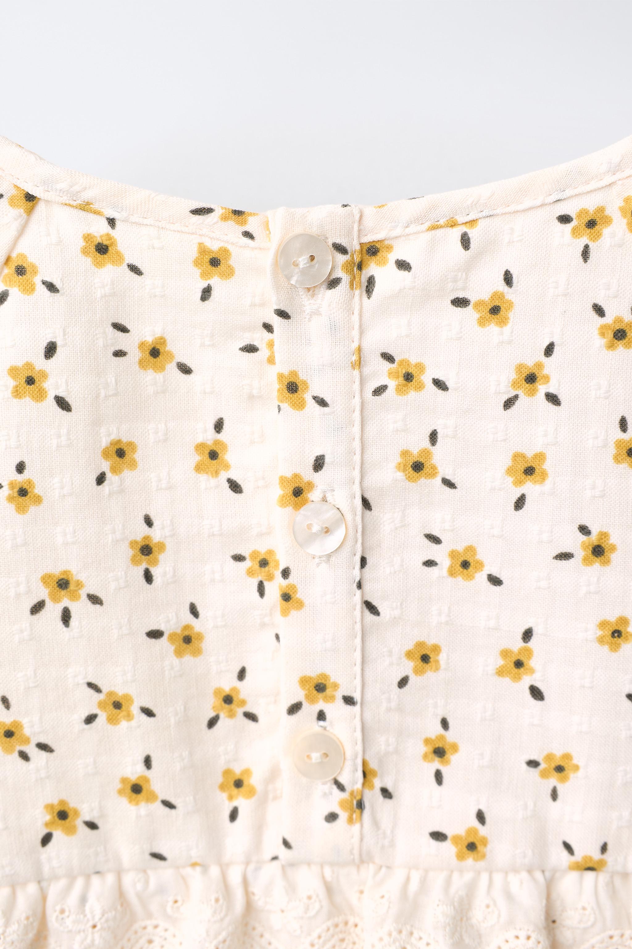 BLOUSE À FLEURS VOLANT DENTELLE